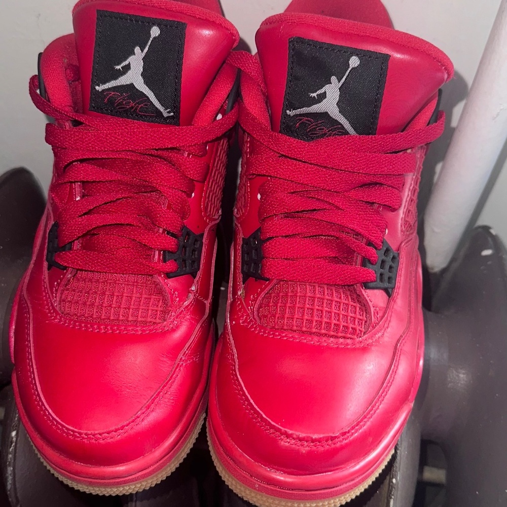 Air Jordan 4 Retro NRG 'Singles Day'.